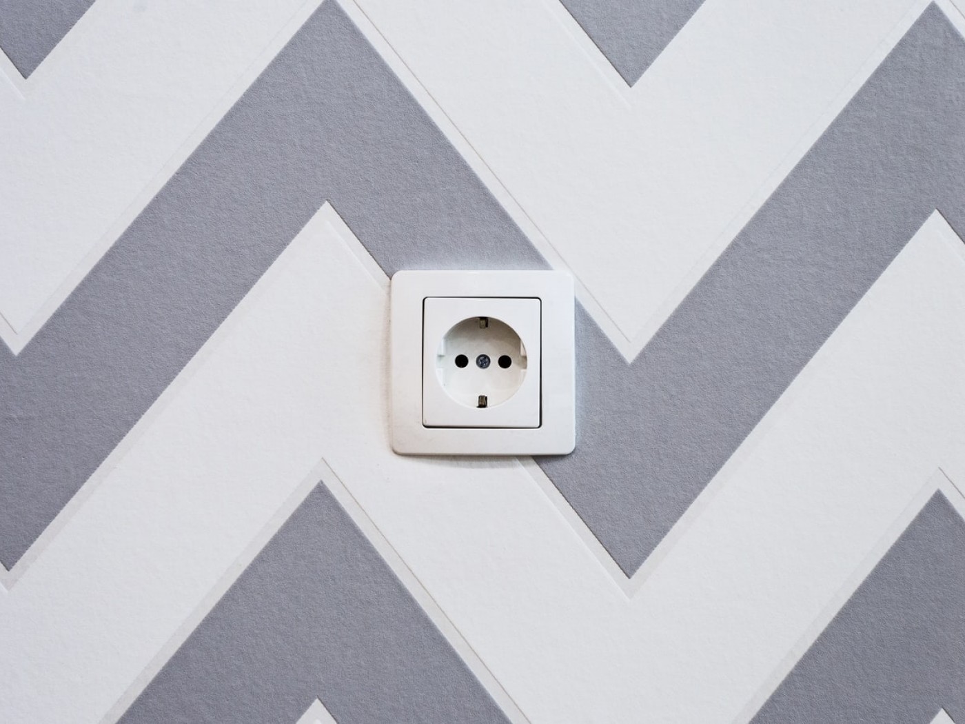 Combien De Prise Sur Une Ligne Prises électriques et interrupteurs : comment les disposer dans sa maison ? | Maisons Idéales
