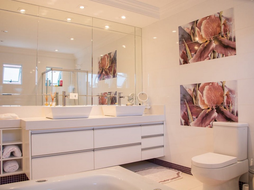 Réussir l’aménagement de la salle de bain : conseils & astuces