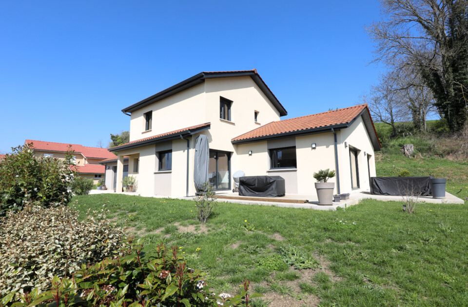 Maison à Luzinay (38200)