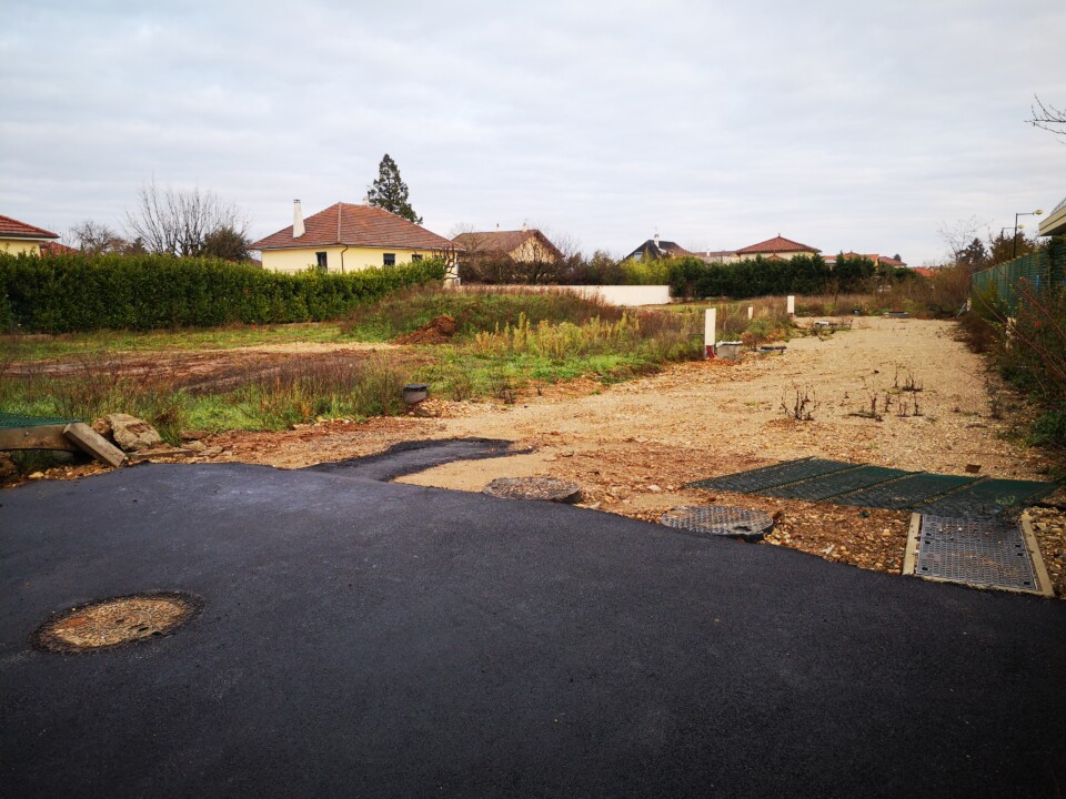 Terrain SAINT PRIEST secteur MANISSIEUX