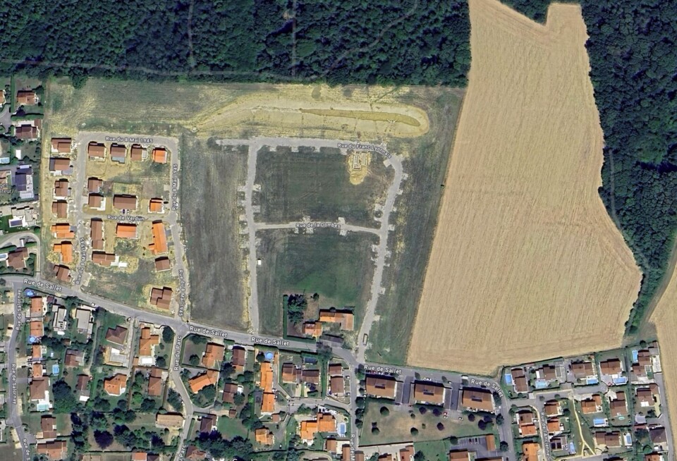 Terrain 450 m² MONTANAY