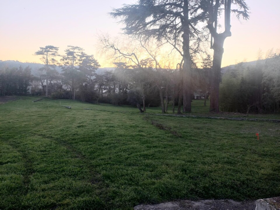 TERRAIN 800 m² SEYSSUEL
