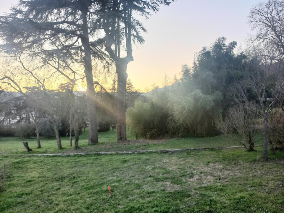 TERRAIN 800 m² SEYSSUEL